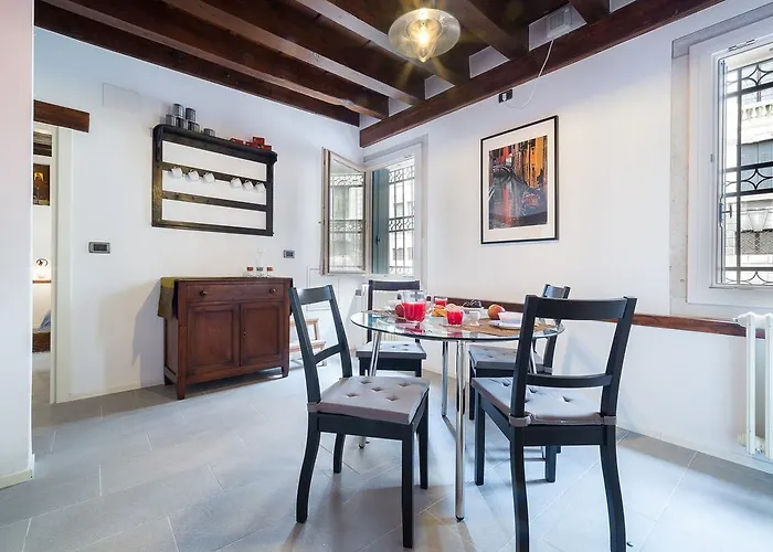 Cera Casa Santo Stefano Διαμέρισμα