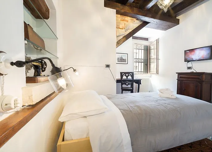 Cera Casa Santo Stefano Apartment *